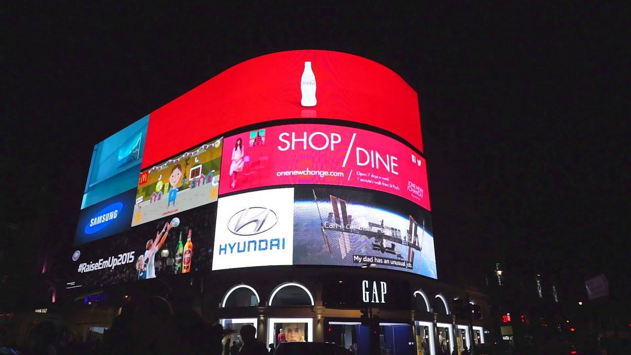 1280x720 Sight and Sounds of London UK (Piccadilly Circus to Shaftesbury Avenue Night Walk)