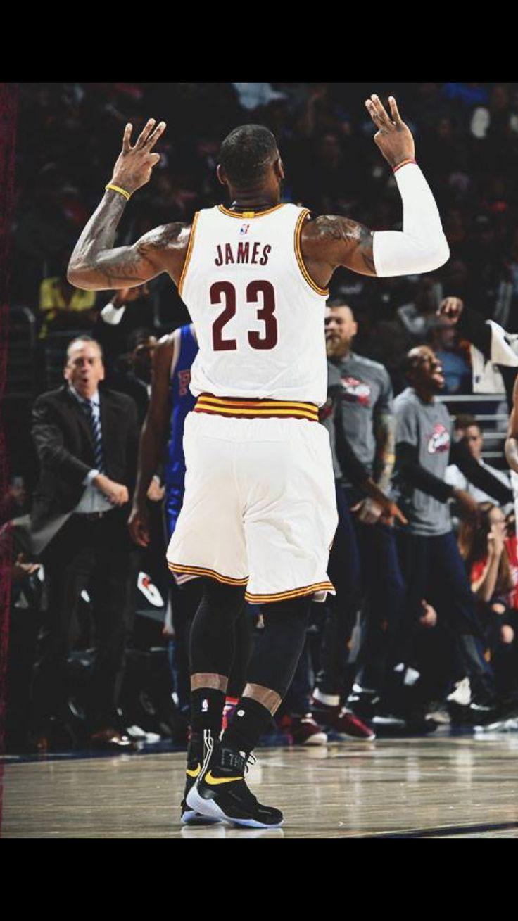 736x1309 LeBron James 2017 Wallpaper