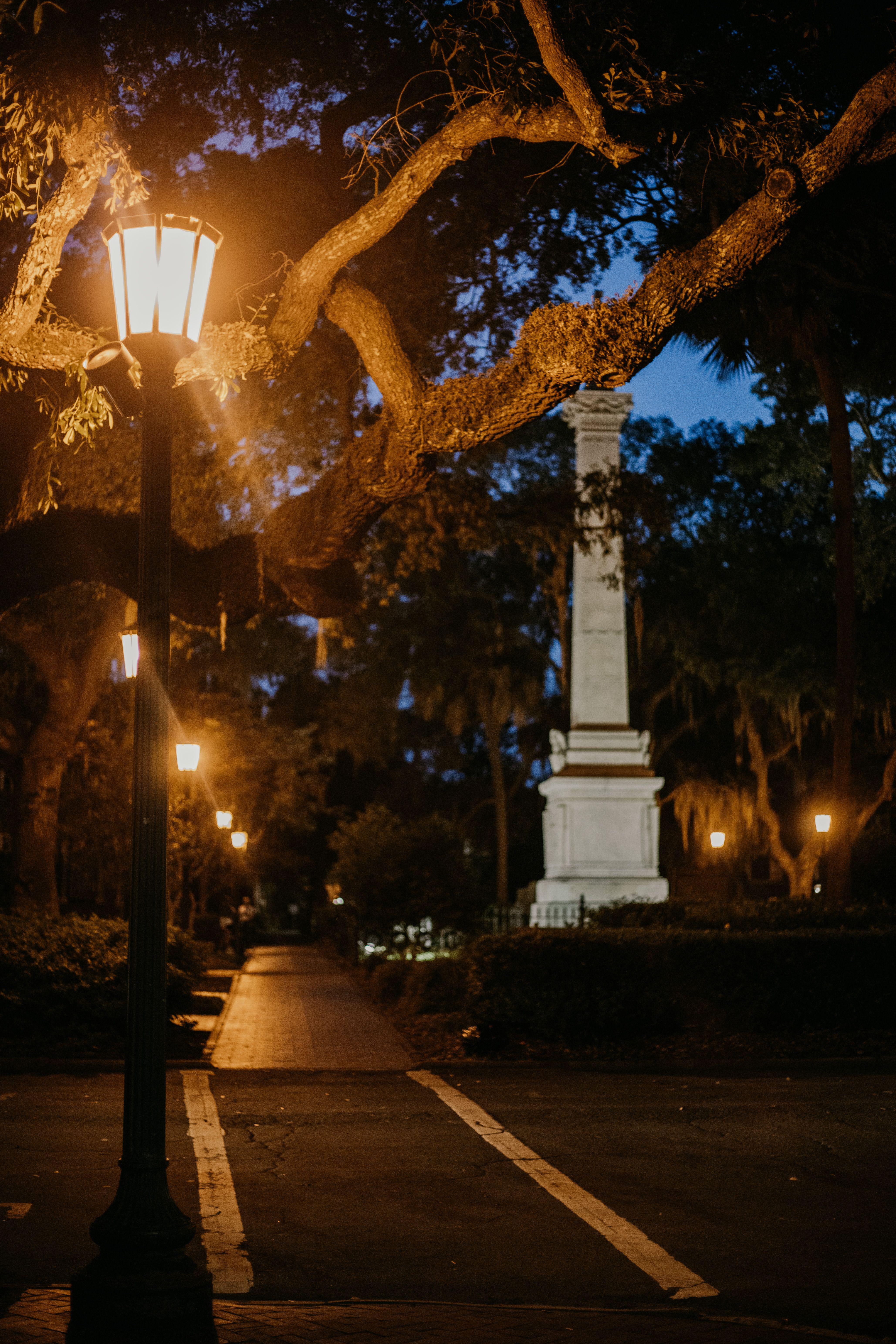 4114x6171 Night Wallpaper. Savannah GA. iPhone Wallpaper. Landscape wallpaper, Wallpaper, Mom film