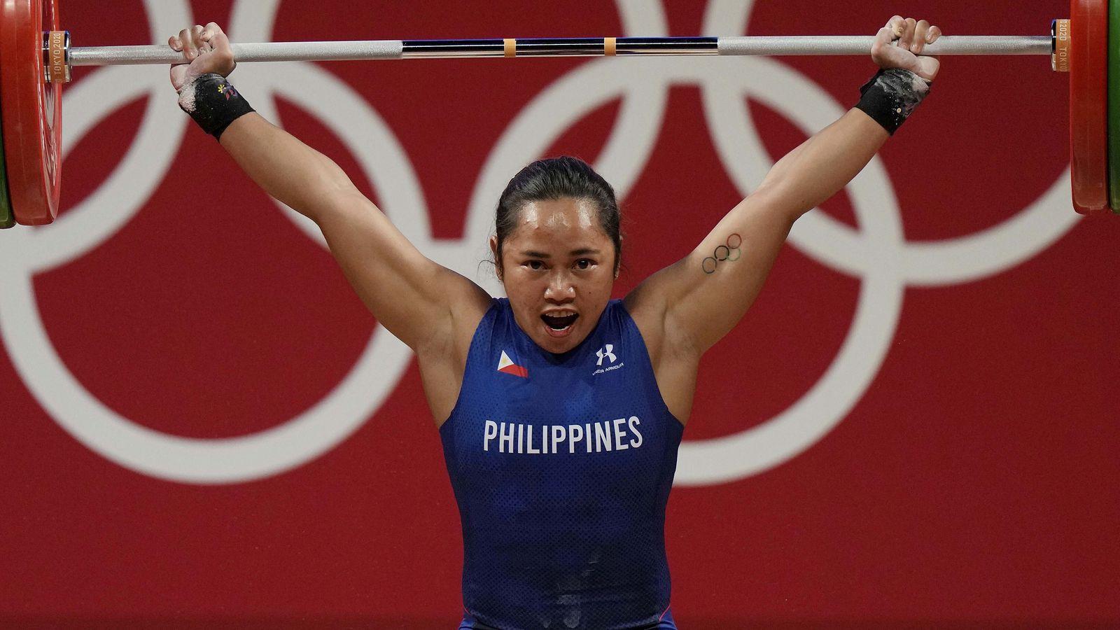 1600x900 Weightlifter Gives Philippines First Gold Medal After 97 Year Drought