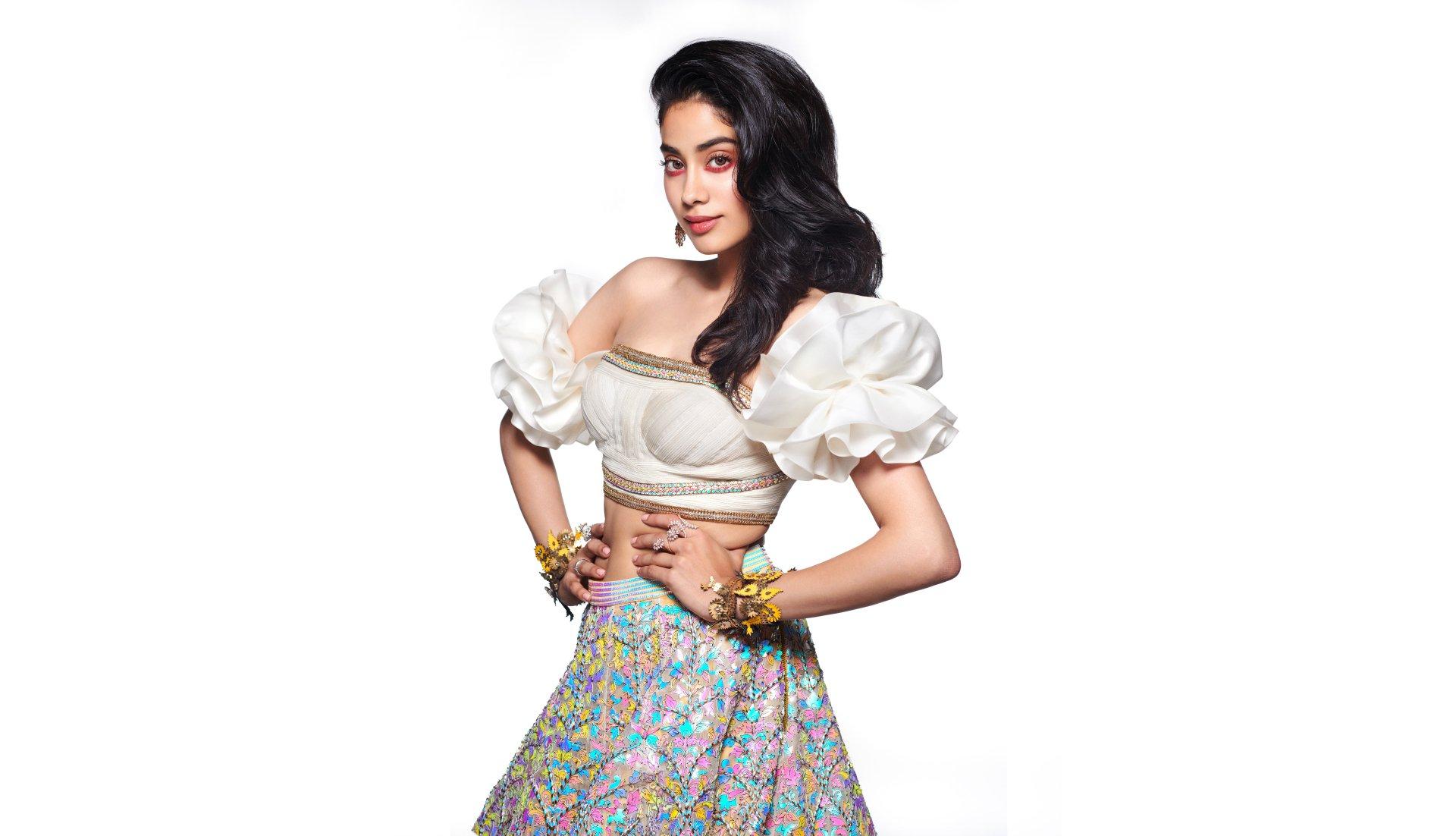 1920x1102 4K Ultra HD Janhvi Kapoor Wallpaper and Background Image