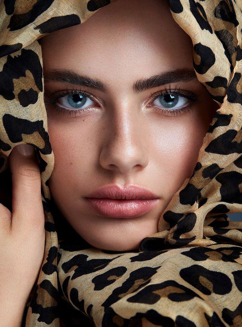 800x1078 Yael (Portrait)
