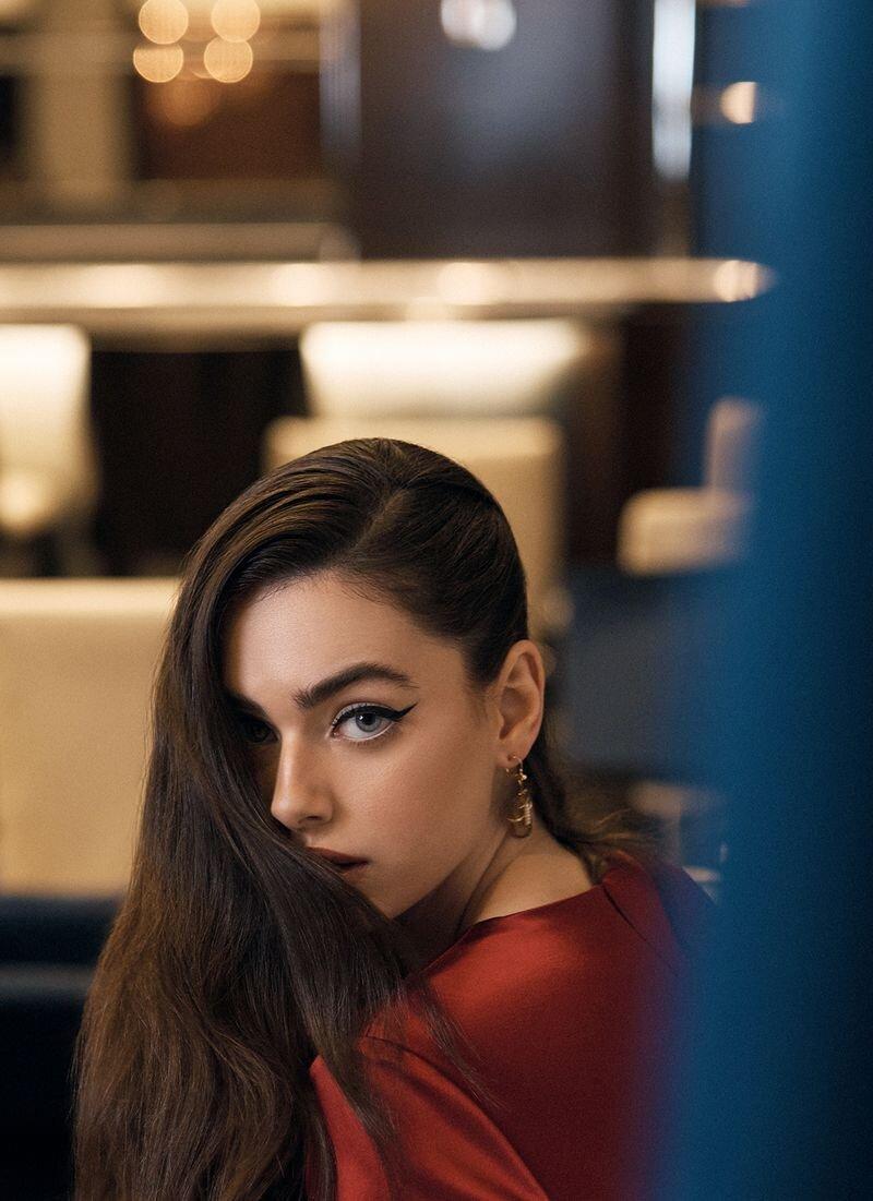 800x1101 Israeli Yael Shelbia Fronts 'Shalom' Historic L'Officiel Arabia Cover