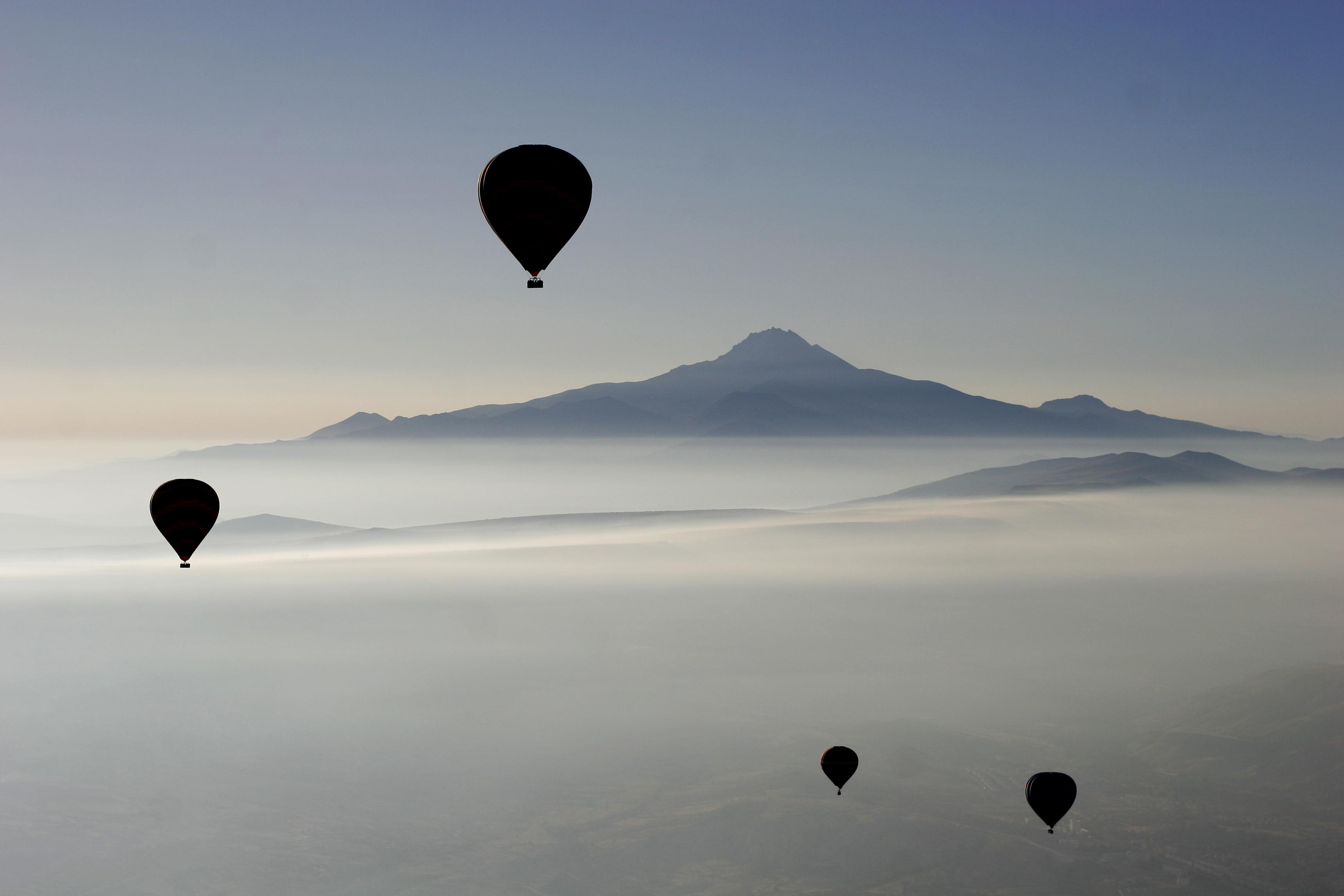 3436x2291 mountains hot air balloons 3436x2291 wallpaper