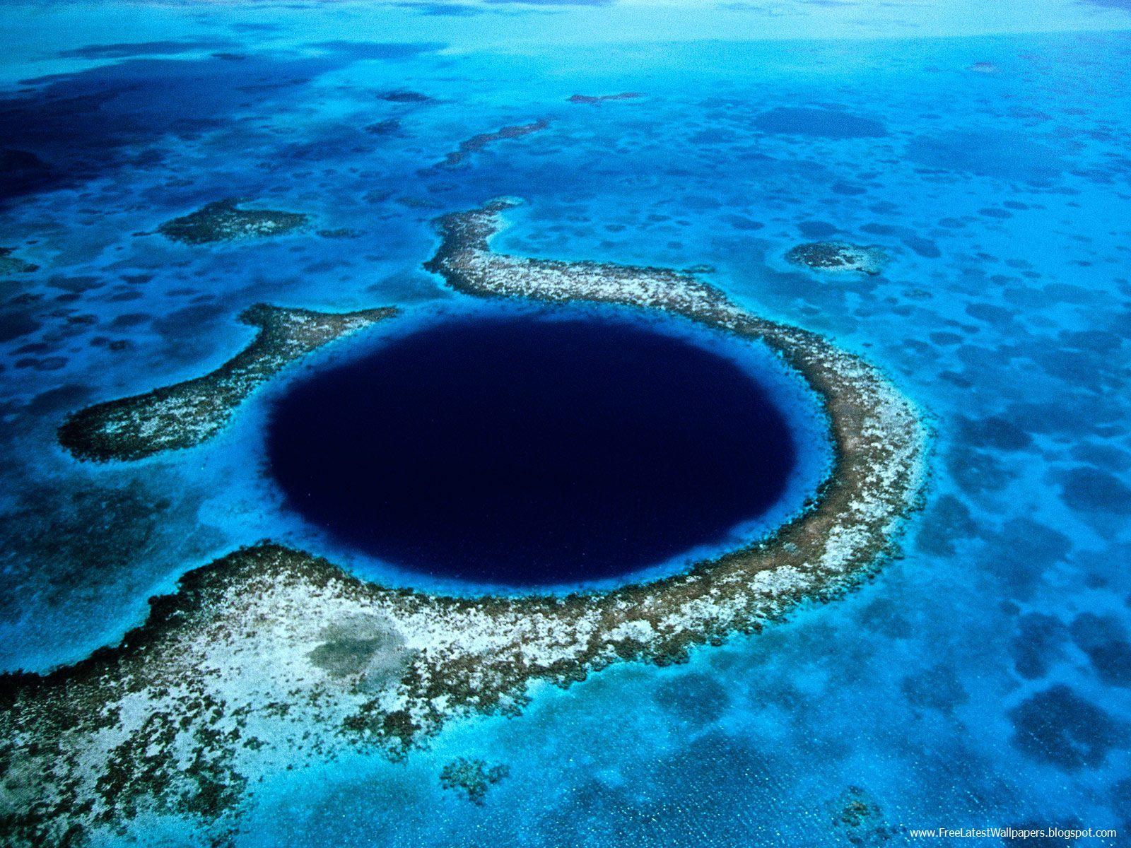 1600x1200 Blue Hole Lighthouse Reef Belize