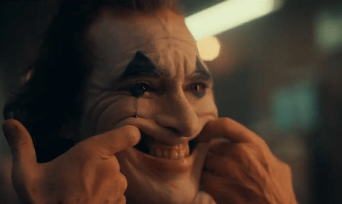 1200x715 Images: Joaquin Phoenix Screams and Dances as 'Joker' [TIFF]