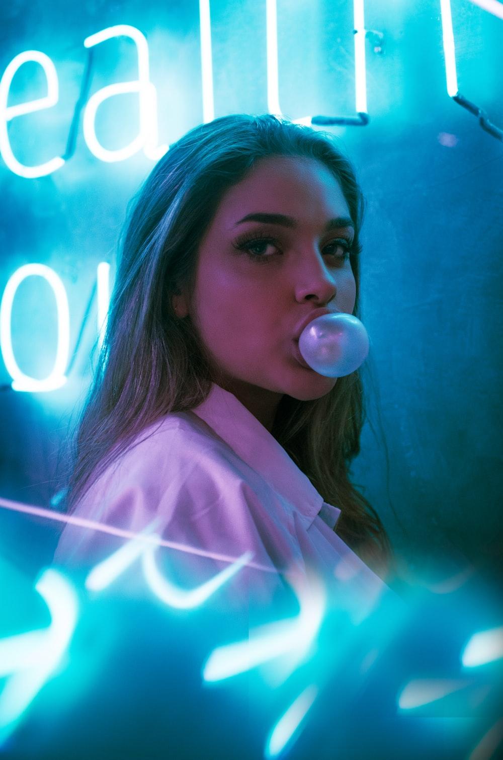 1000x1510 Neon Girl Picture. Download Free Image