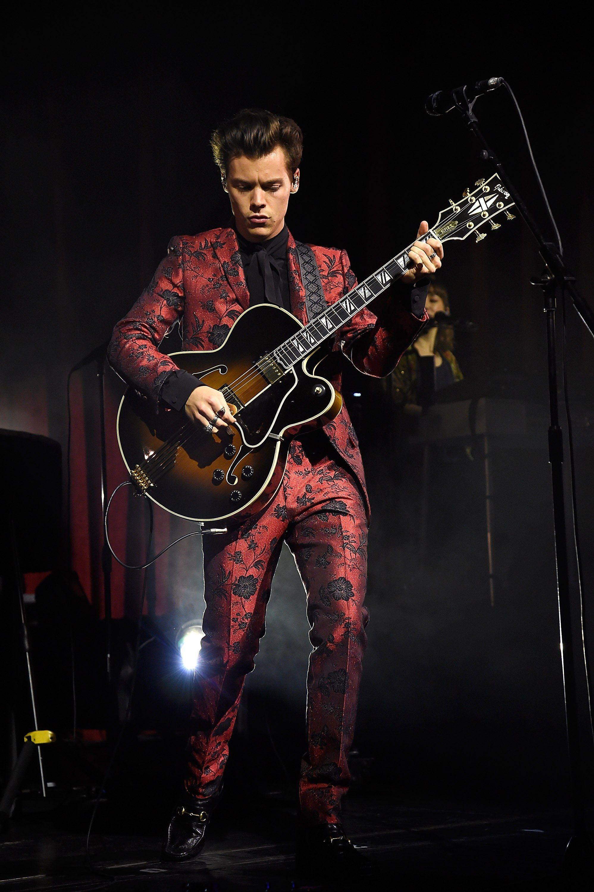 1997x3000 Can Harry Styles Make Dressing Up Cool Again?