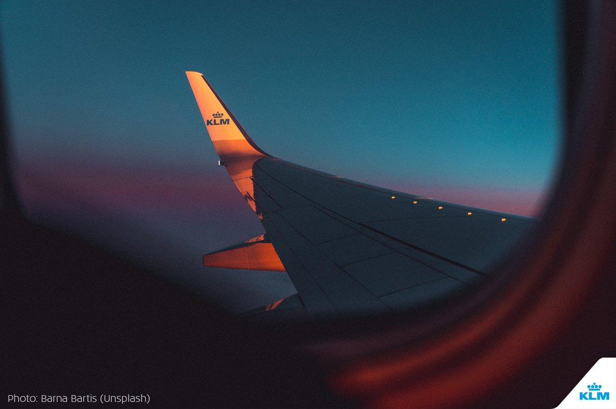 1200x797 KLM we present: your new wallpaper!