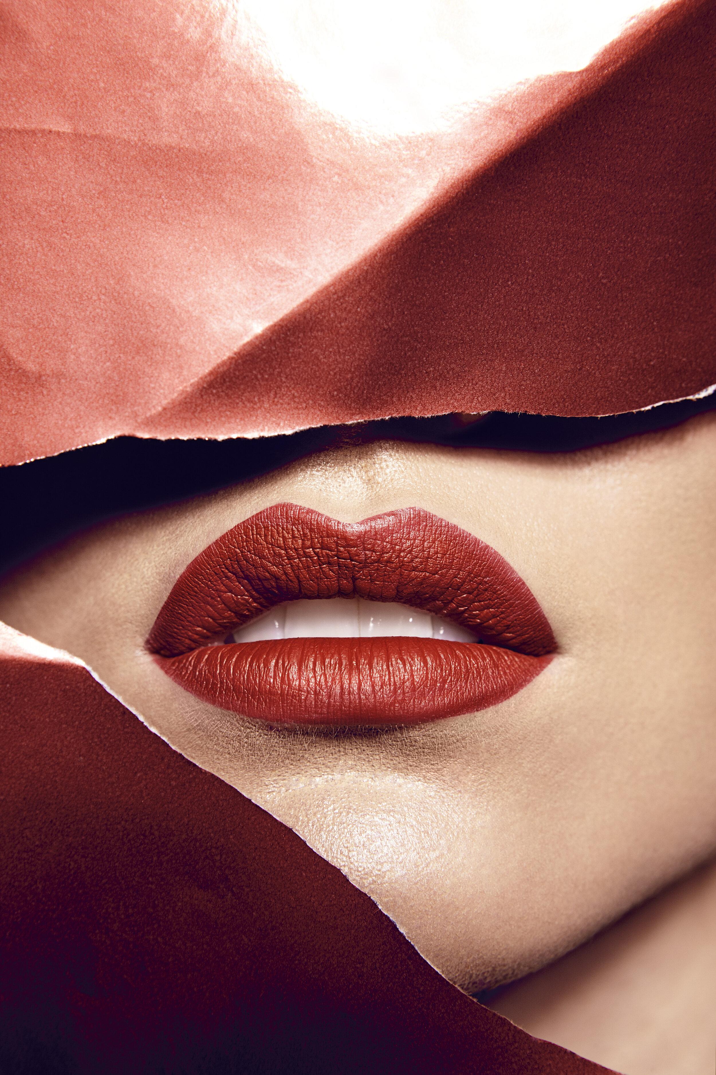 2500x3750 RED LIPSTICK & COCKTAILS