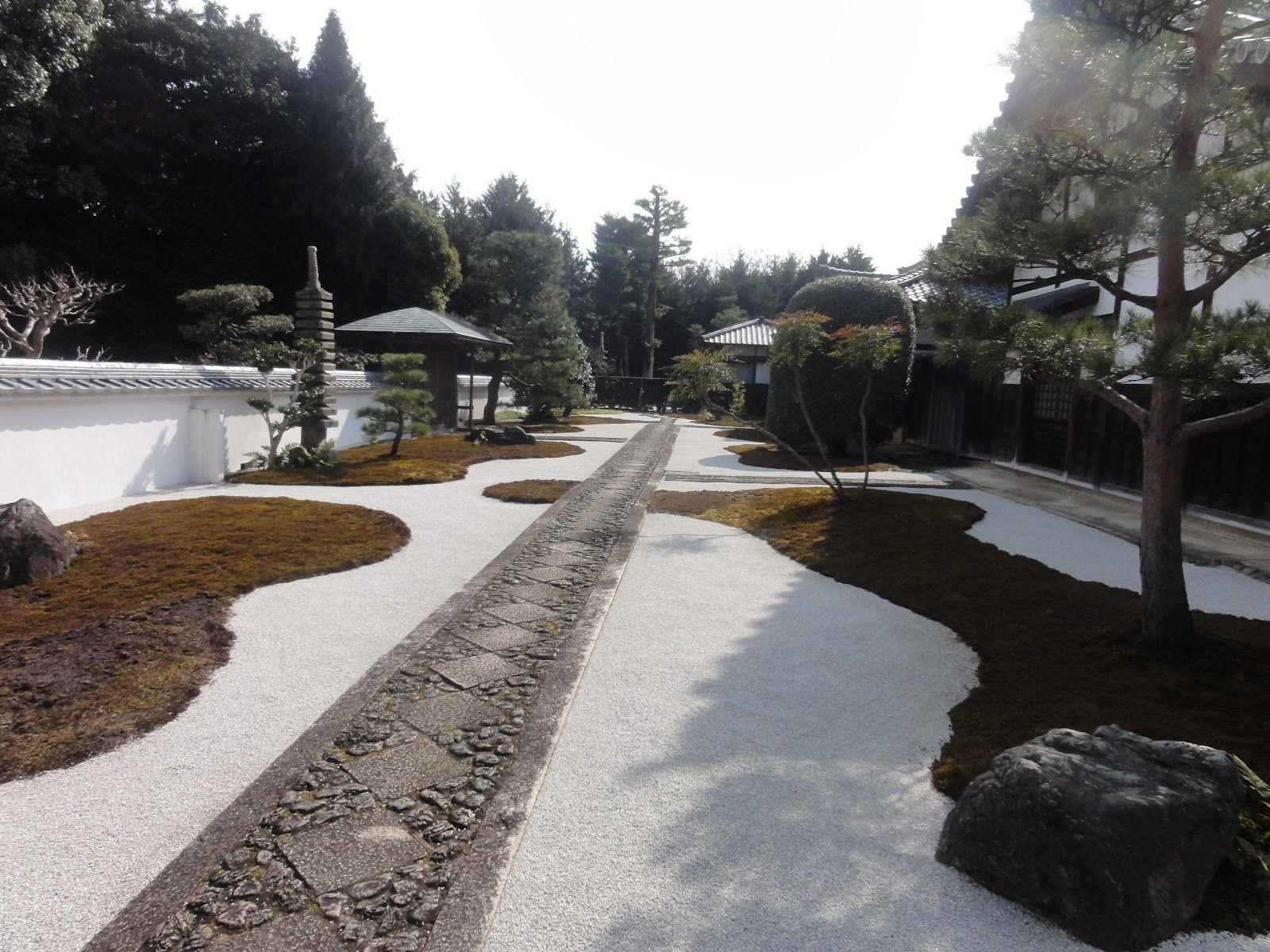 1600x1200 Study and live for free within a Zen Buddhist temples: Nagaokotenji