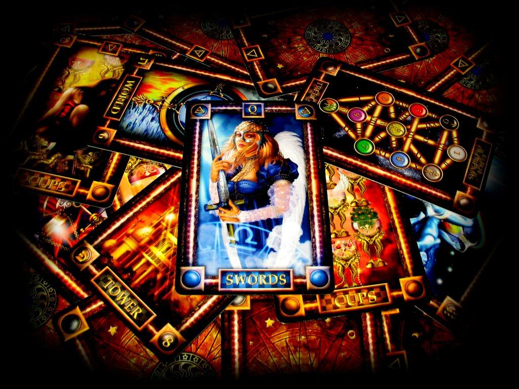 1024x768 Tarot wallpaper