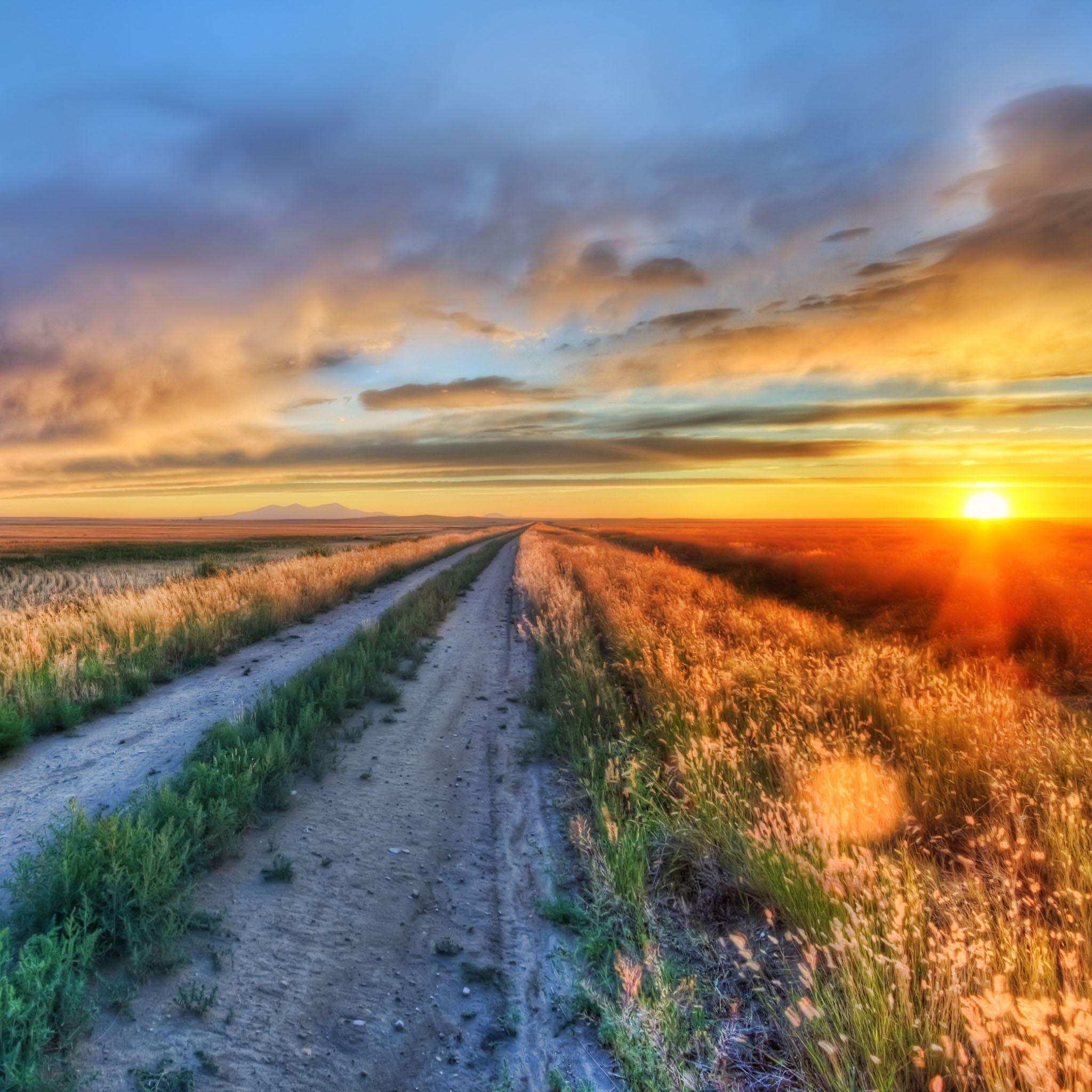 2048x2048 Long road in montana iPad Air Wallpaper Free Download