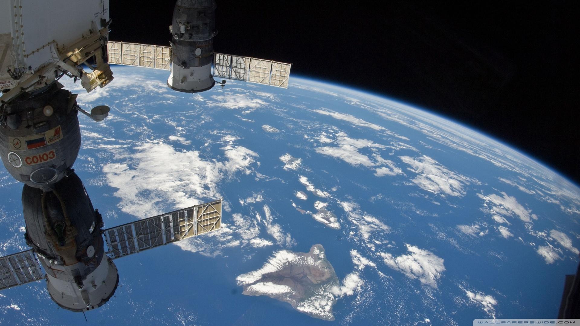 1920x1080 Satellites Ultra HD Desktop Background Wallpaper for 4K UHD TV : Tablet