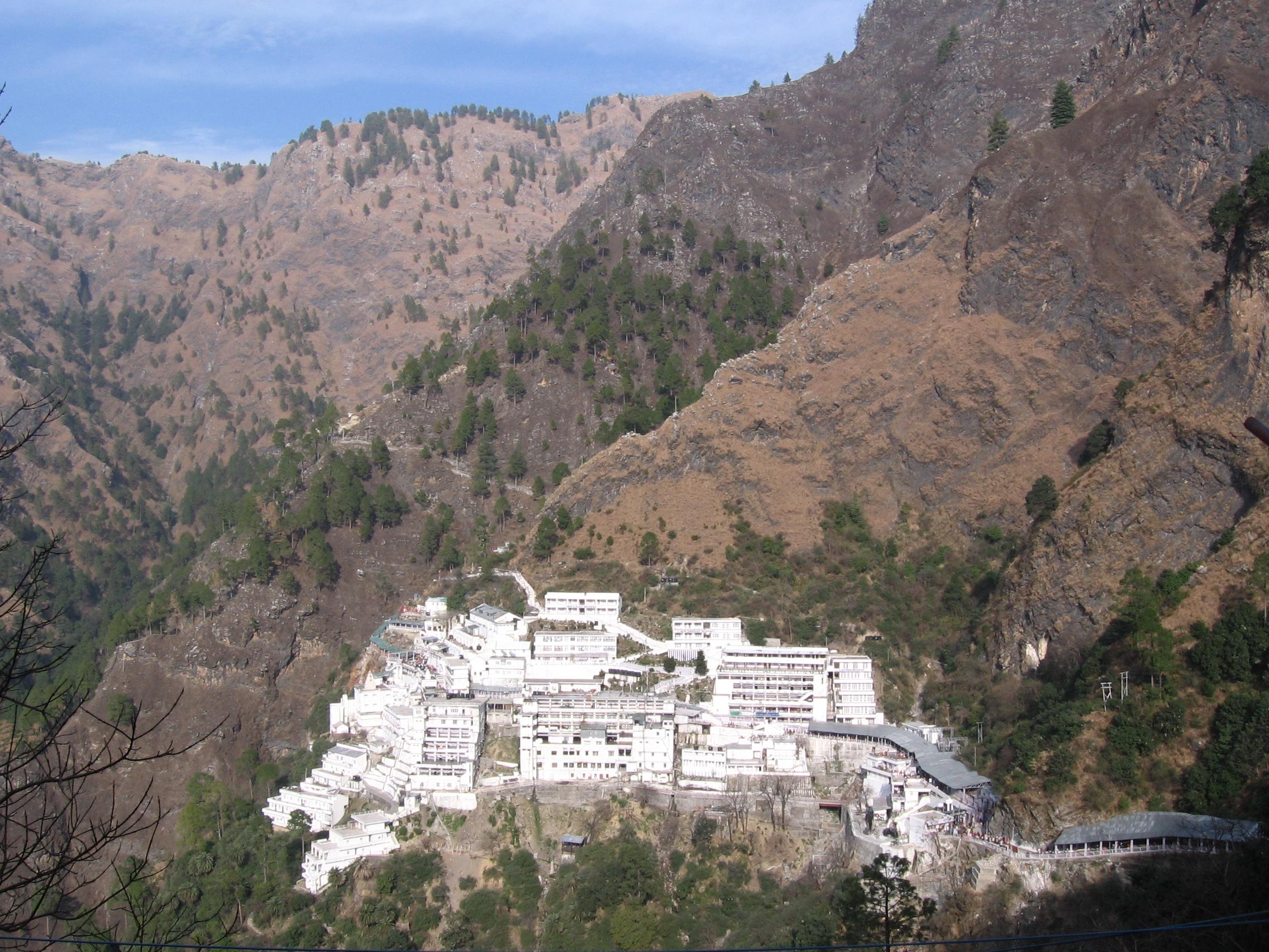 2272x1704 Vaishno Devi may open soon for the Devotes with guidelines