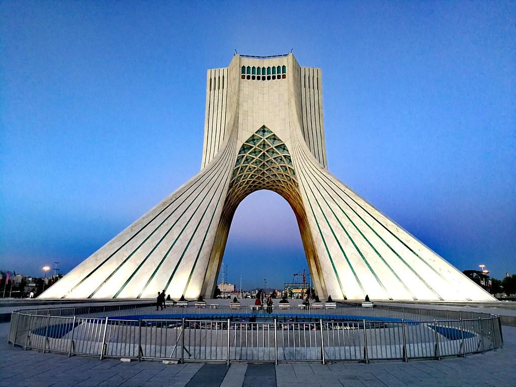 1024x768 Azadi Tower. Tehran Iran 伊朗 德黑蘭. MelindaChan ^.^