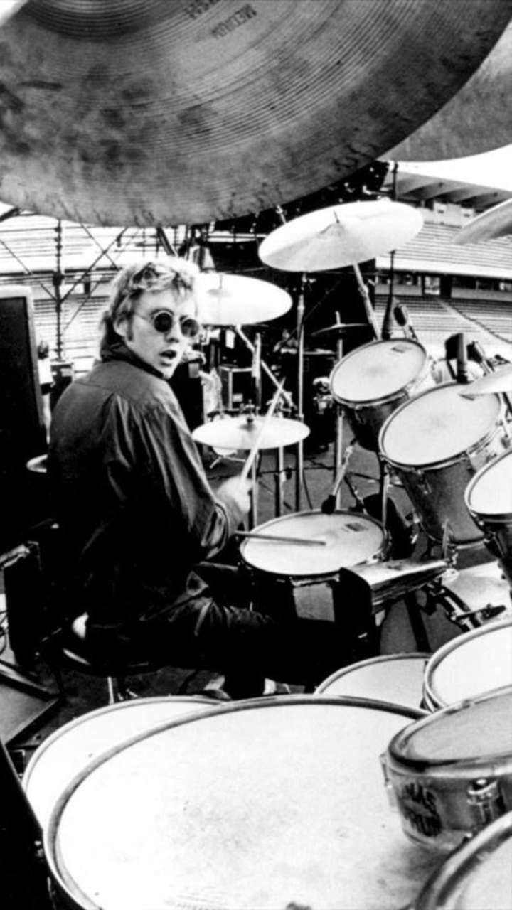 720x1280 Roger Taylor