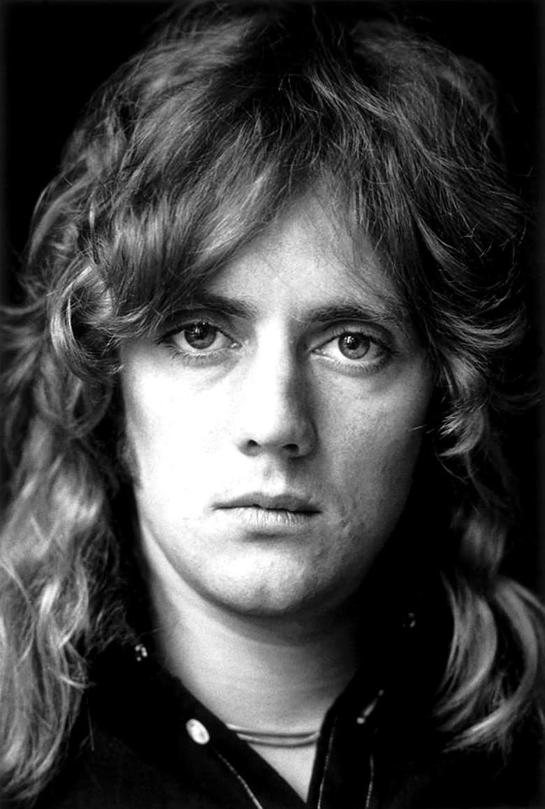 Roger Taylor Wallpapers - Top Free Roger Taylor Backgrounds ...