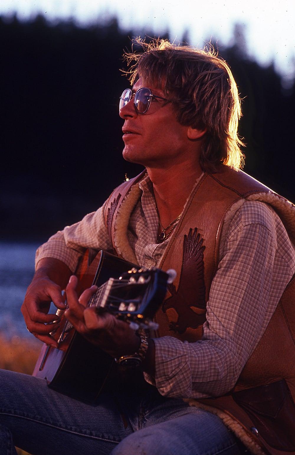 1000x1540 Welcome to RolexMagazine.com.Home of Jake's Rolex World Magazine.Optimized for iPad and iPhone: John Denver: The Kings of Country Music Wearing Rolex Series