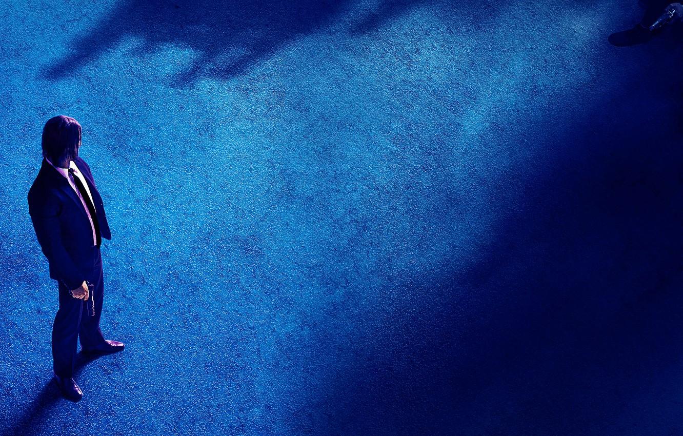 1332x850 Wallpaper blue, gun, background, costume, action, poster, Keanu Reeves, Keanu Reeves, John Wick, John Wick: Chapter 3, John Wick - for desktop, section фильмы