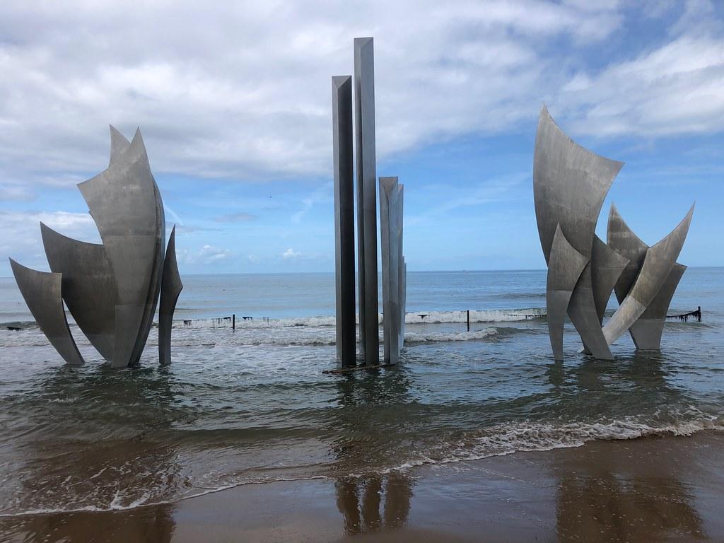 1024x768 Omaha Beach Memorial, Normandy, France. High tide; at low t