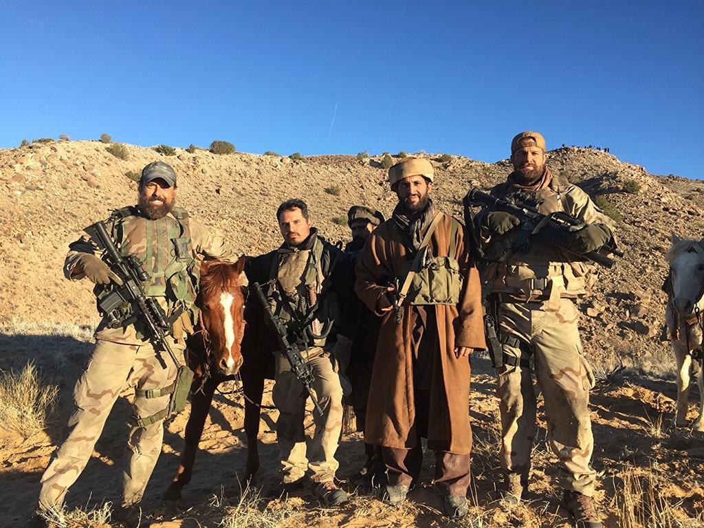 1024x768 Watch 12 Strong 2018 full movie online