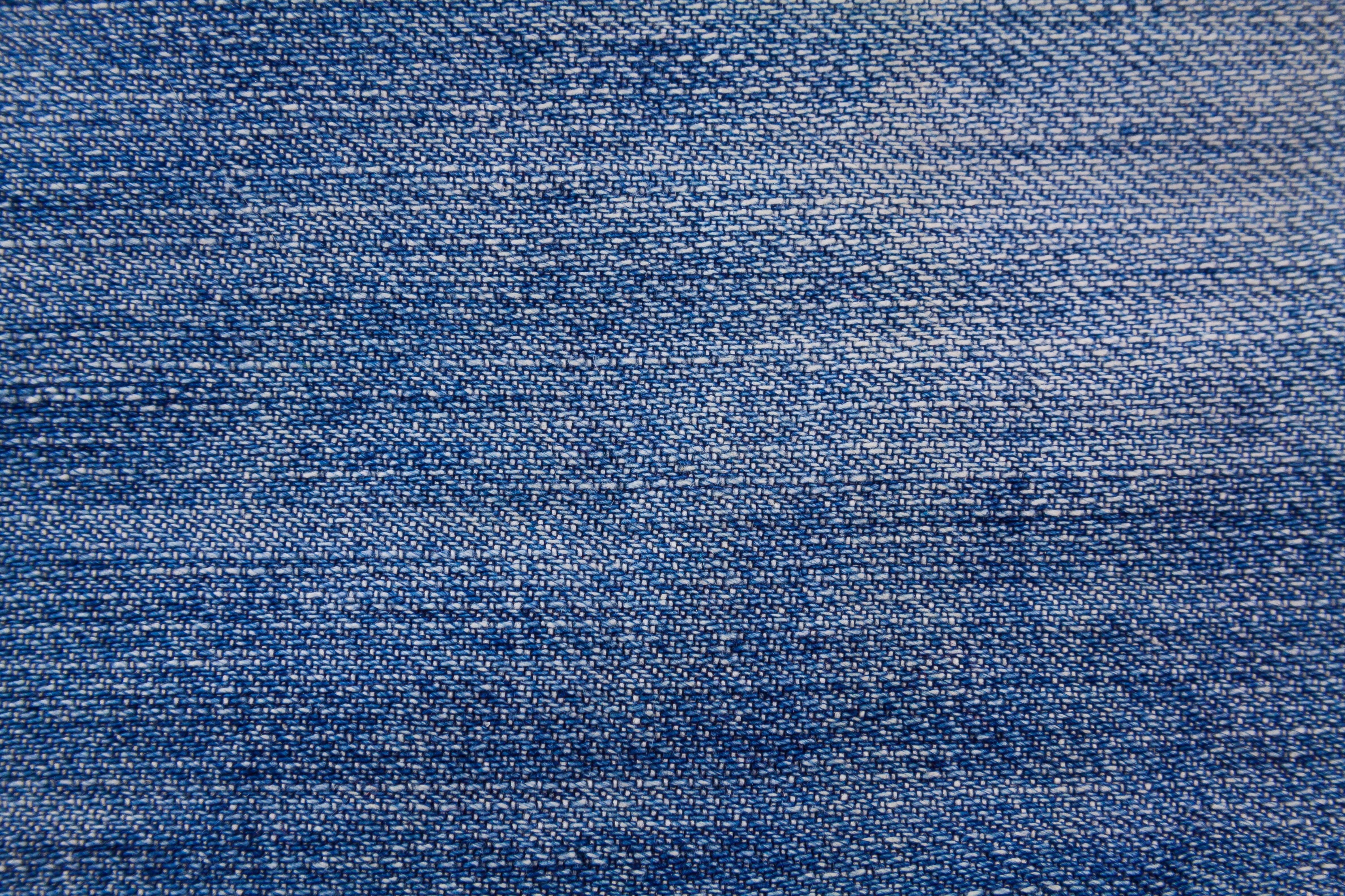 4752x3168 Wallpaper with denim fabric texture free image download