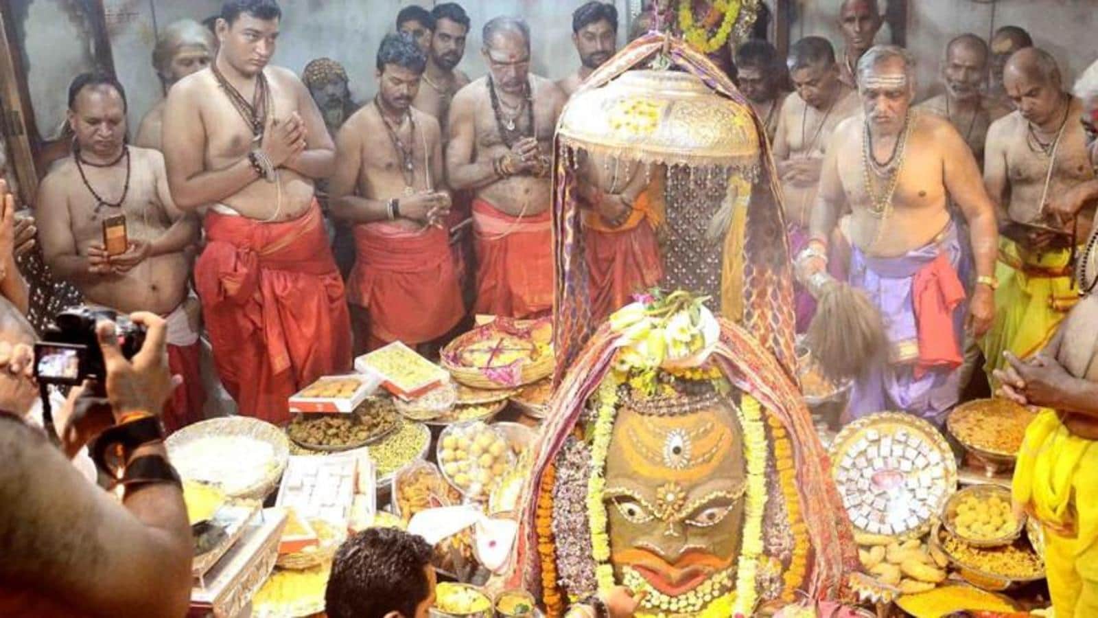 1600x900 Ban on Kanwar yatra in Ujjain, only 50 devotees allowed inside Mahakaal Temple