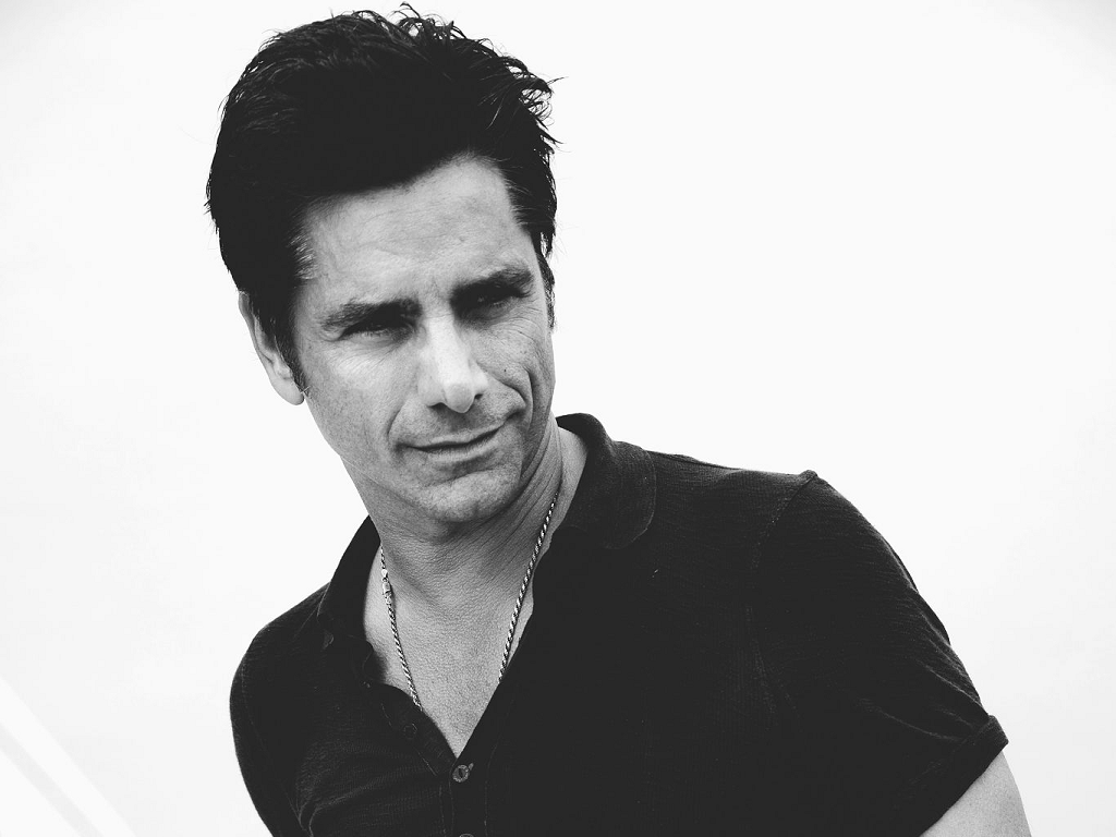 1024x768 John Stamos Stamos Wallpaper