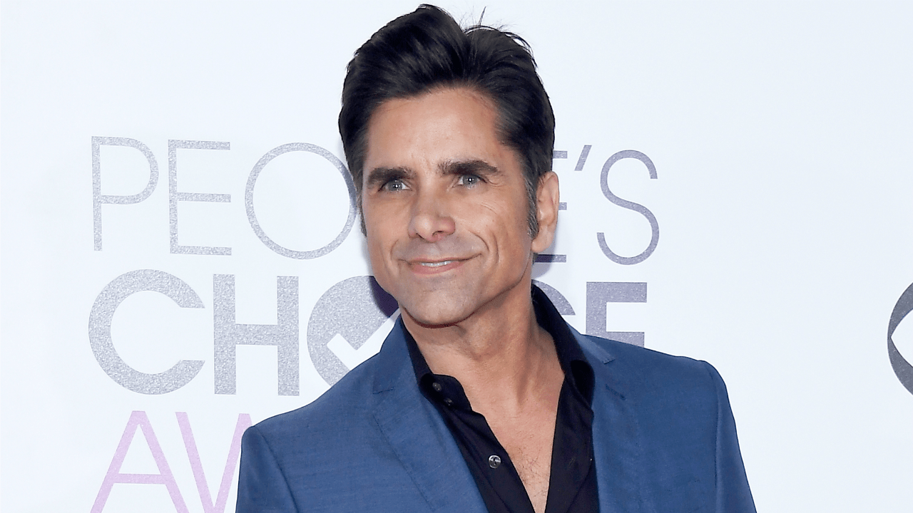 1280x720 John Stamos Hilariously Shares Photo of Himself With a Faux Baby Bump