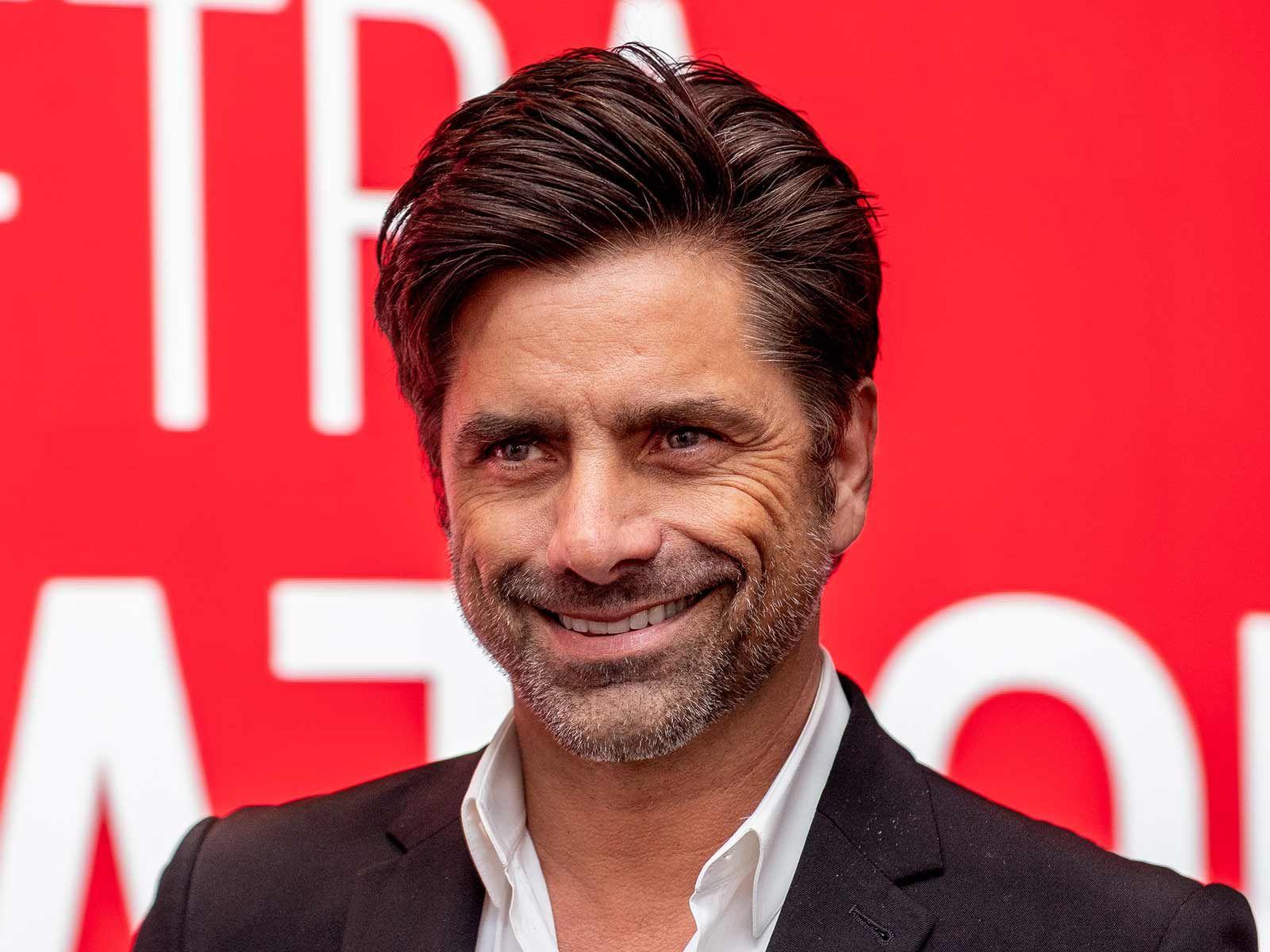 1600x1200 John Stamos Wants Another Child Soap Dish