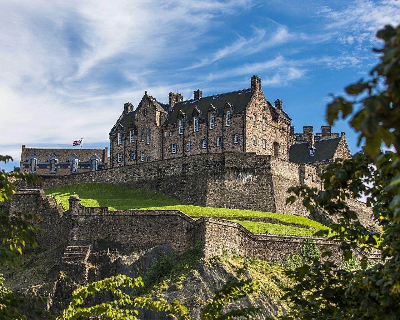 1280x1024 Wallpaper England Edinburgh Castle Castles Cities 1280x1024