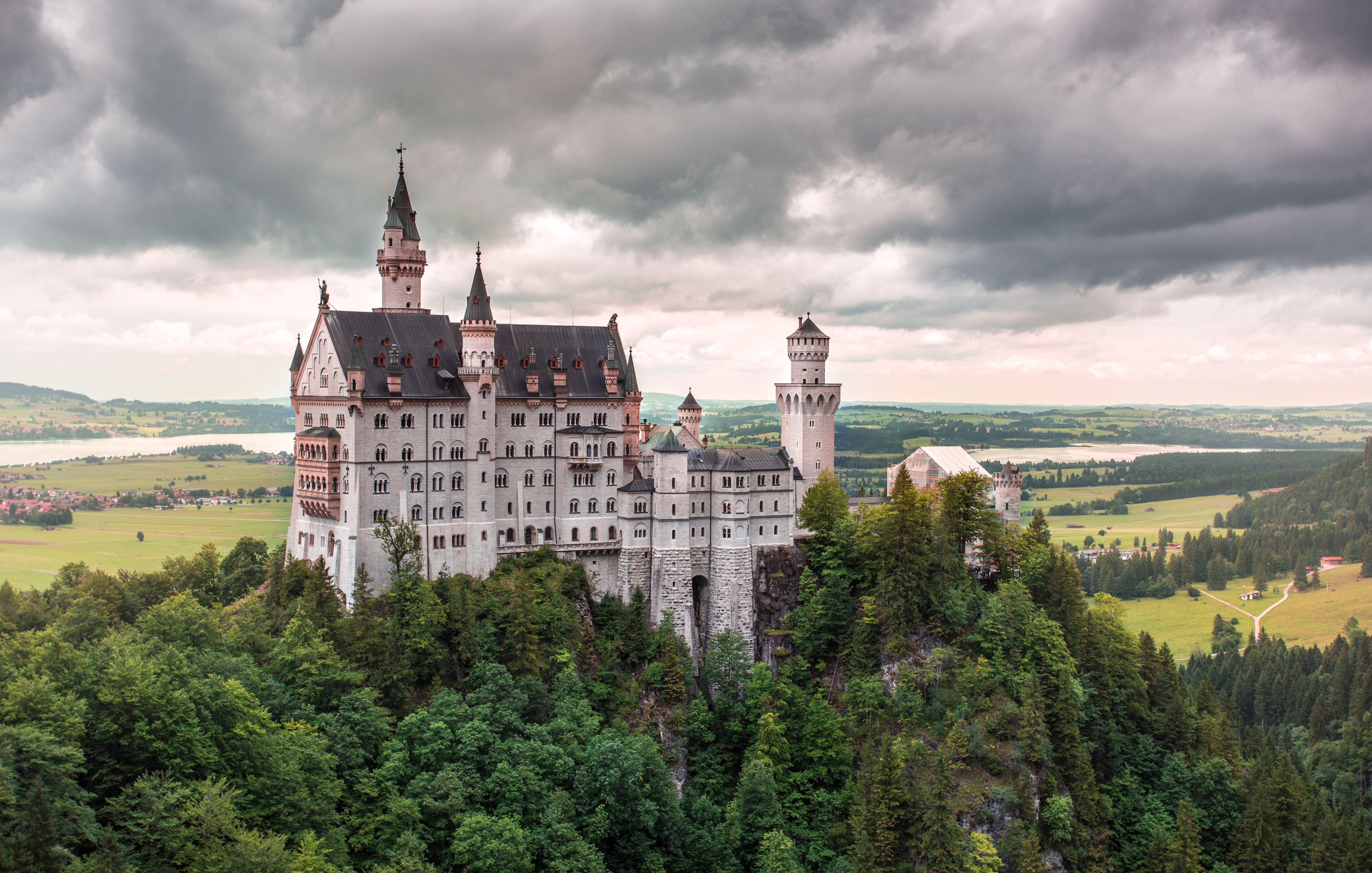 5436x3457 Engaging Castle Photo