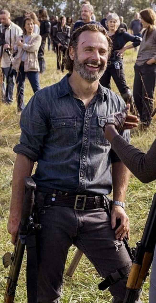 652x1267 Rick Wins. The Walking Dead. Rick walking dead, The walking dead, Walking dead fan