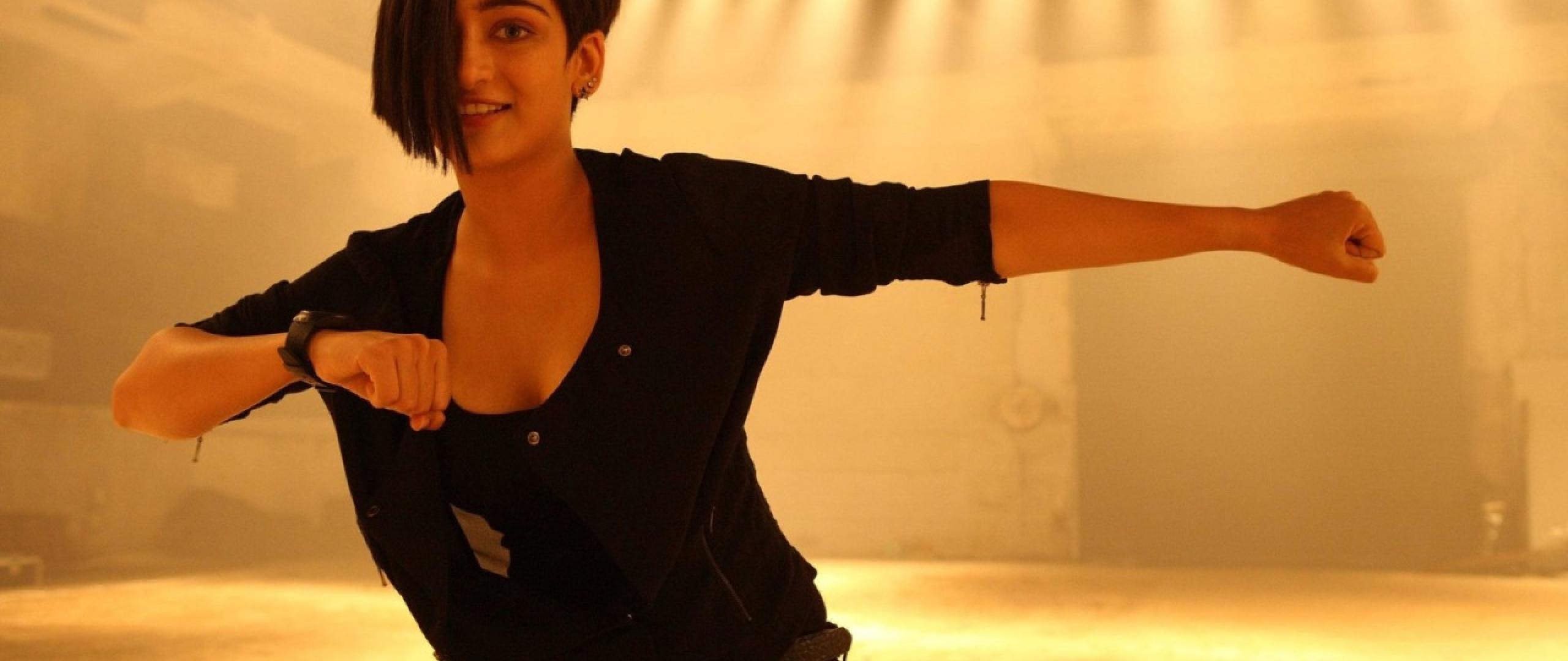 2560x1080 Akshara Haasan In Shamitabh 2015 2560x1080 Resolution Wallpaper, HD Movies 4K Wallpaper, Image, Photo and Background