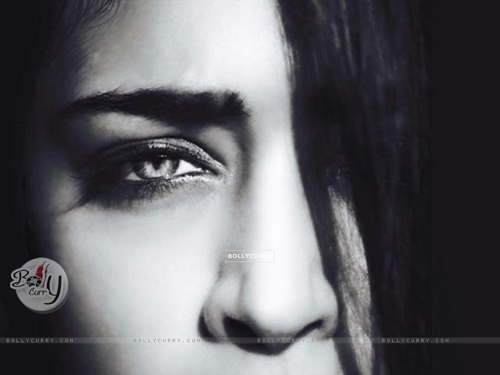 1024x768 Wallpaper Haasan in Scent of a Woman size:1024x768