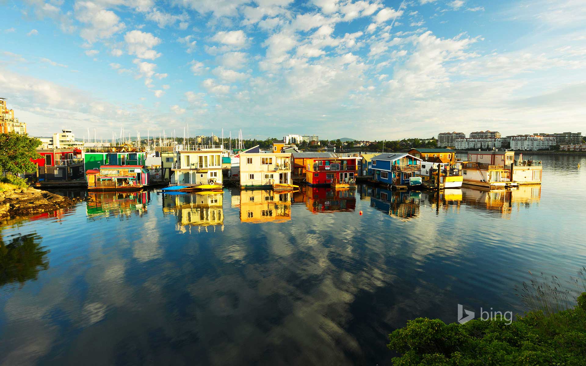1920x1200 Houseboats at Fisherman's Wharf marina, Victoria, British Columbia, Canada