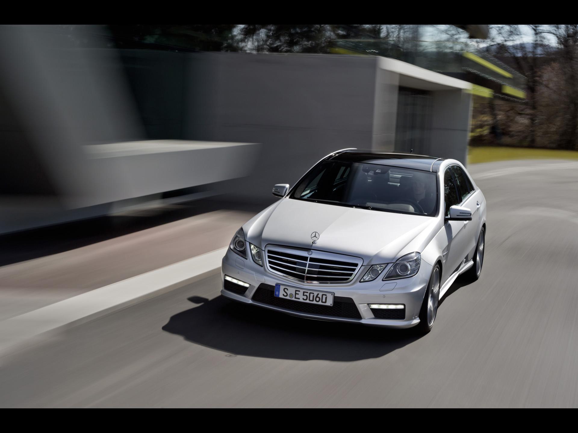 1920x1440 Mercedes Benz E 63 AMG on the road wallpaper. Mercedes Benz E 63 AMG on the road