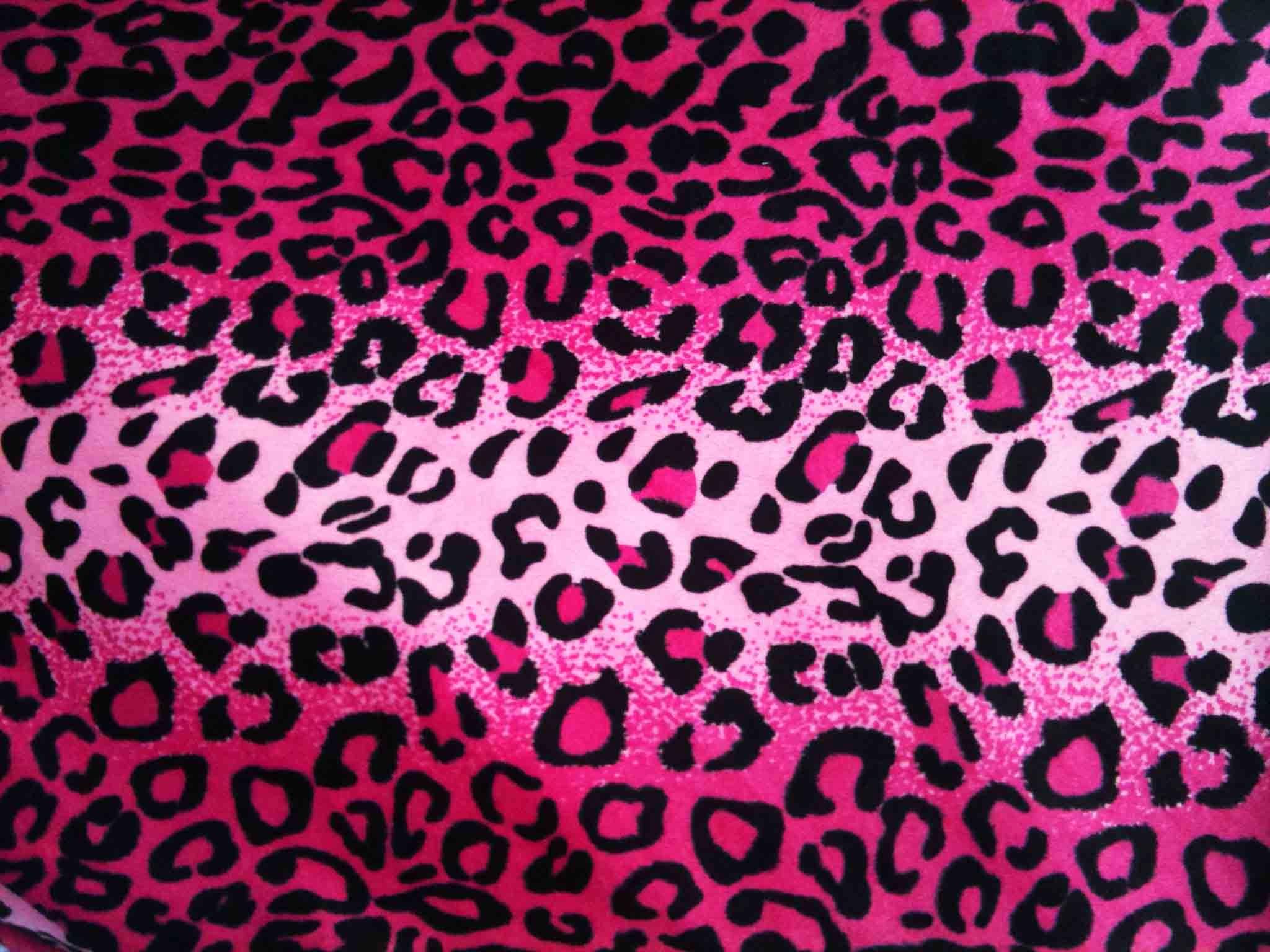 2048x1536 Pink Cheetah Print Wallpaper