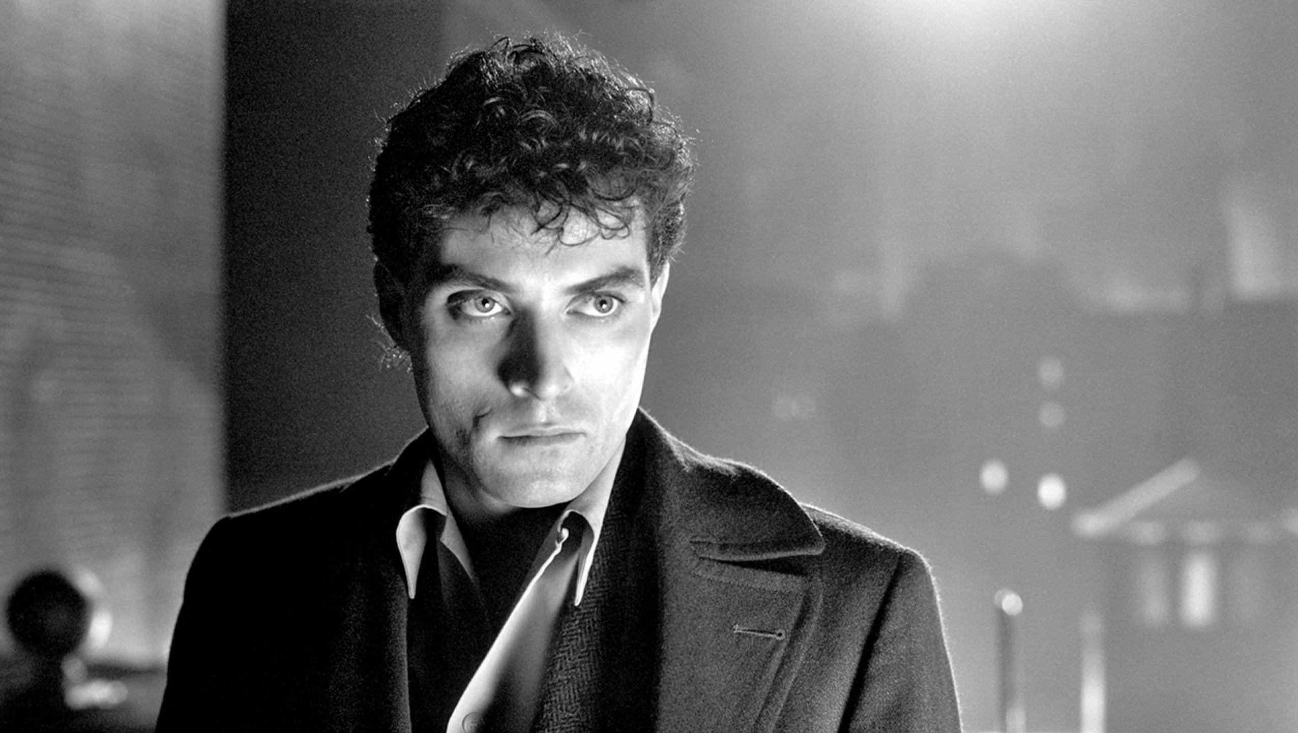 2552x1442 Dark City (1998) Desktop Wallpaper
