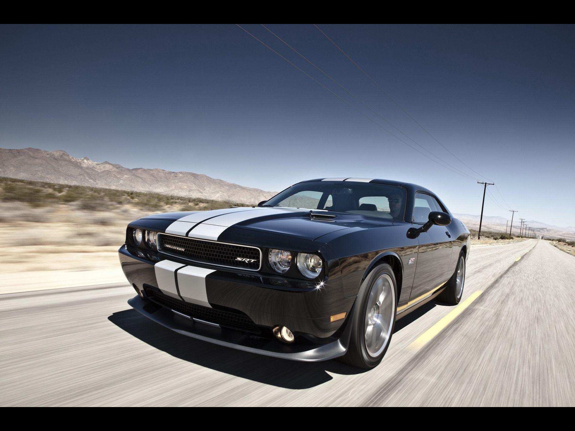 1920x1440 Dodge Challenger Srt8 Wallpaper background picture
