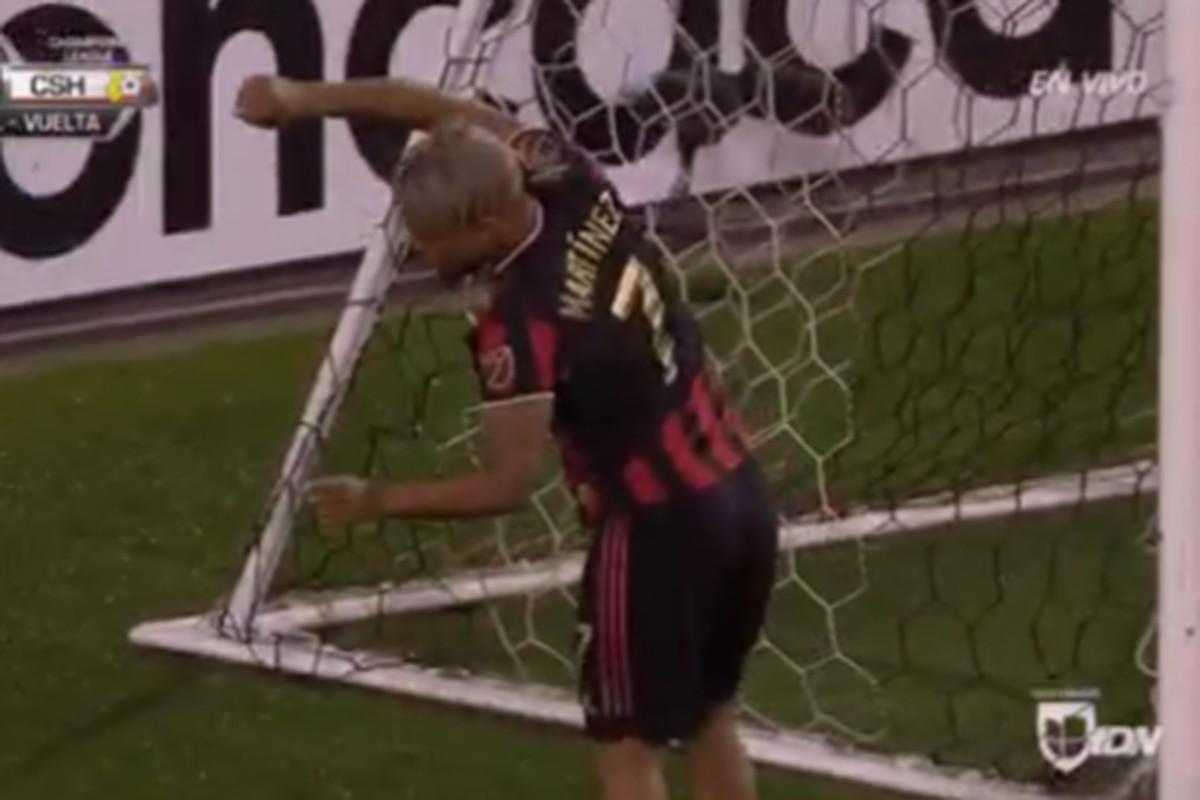 1200x800 Josef Martinez's Miguel Almiron Less Fusion Celebration Will Hit You Right In The Feels South Soccer