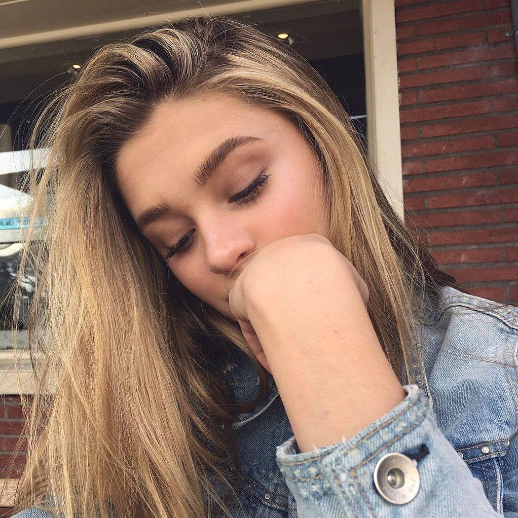 1022x1022 love lizzy greene