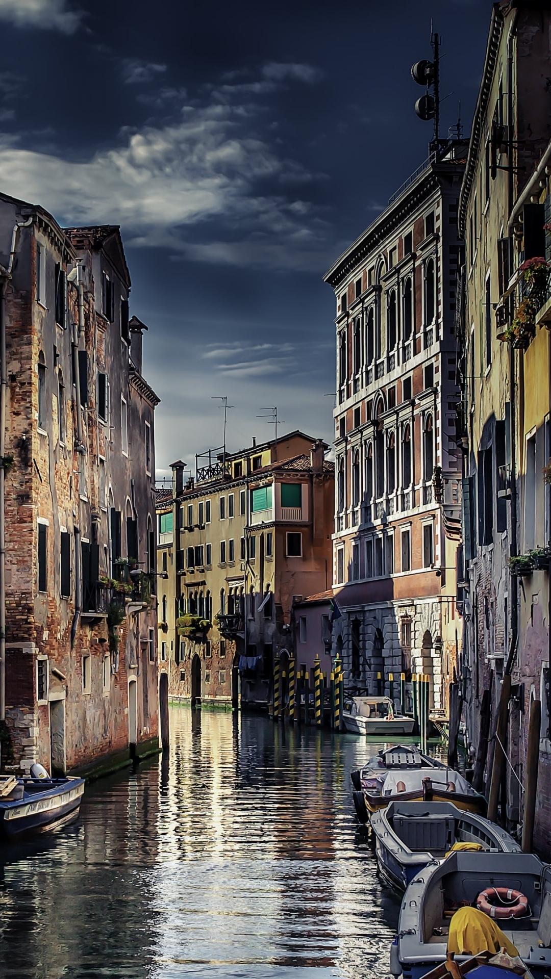 1080x1920 Man Made Venice