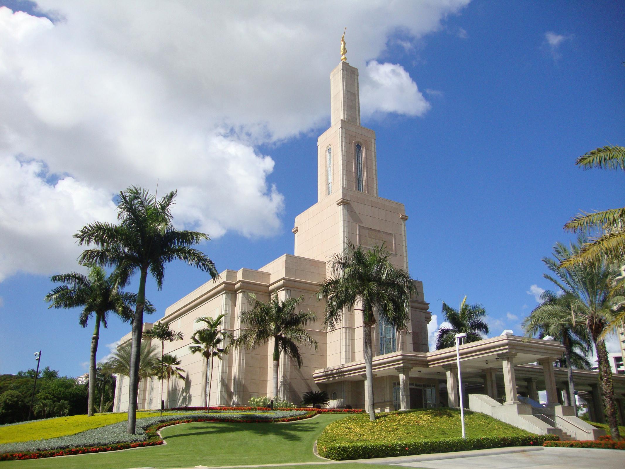 2133x1600 Santo Domingo Wallpaper