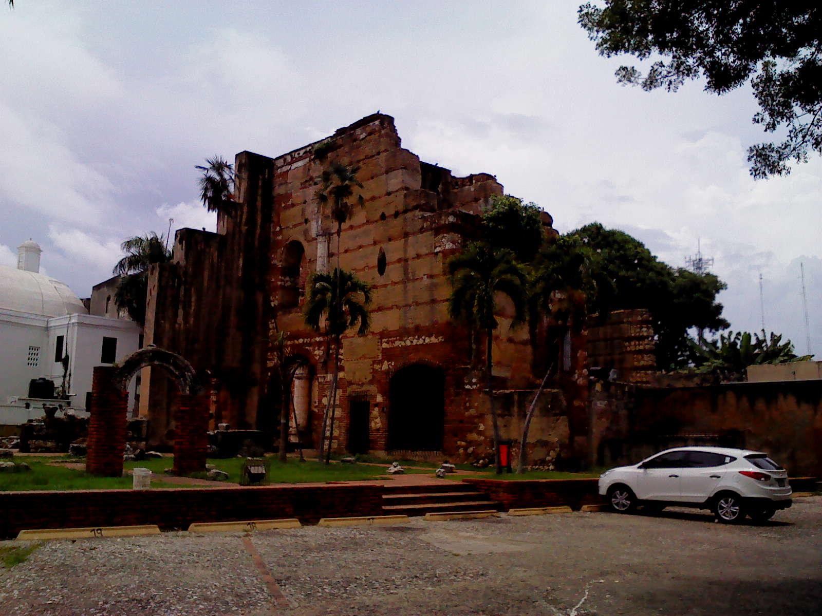 1600x1200 DO Santo Domingo, Republica Dominicana, 2013 Photo