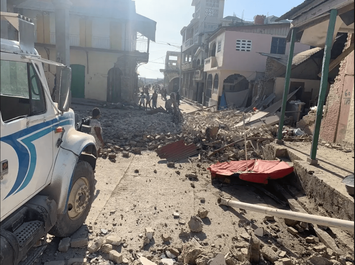 1204x899 Earthquake in Haiti: The first photo of how the country is doing