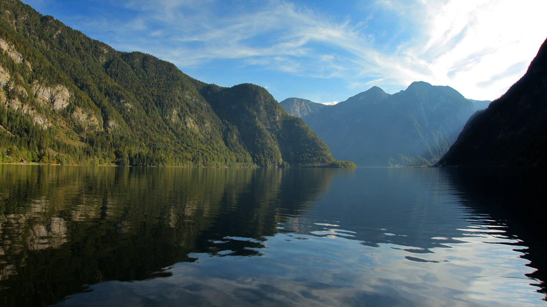 1920x1080 The Hallstatter See in Salzkammergut, Austria