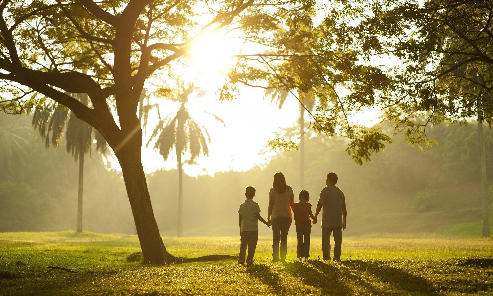 family-walking-wallpapers-top-free-family-walking-backgrounds