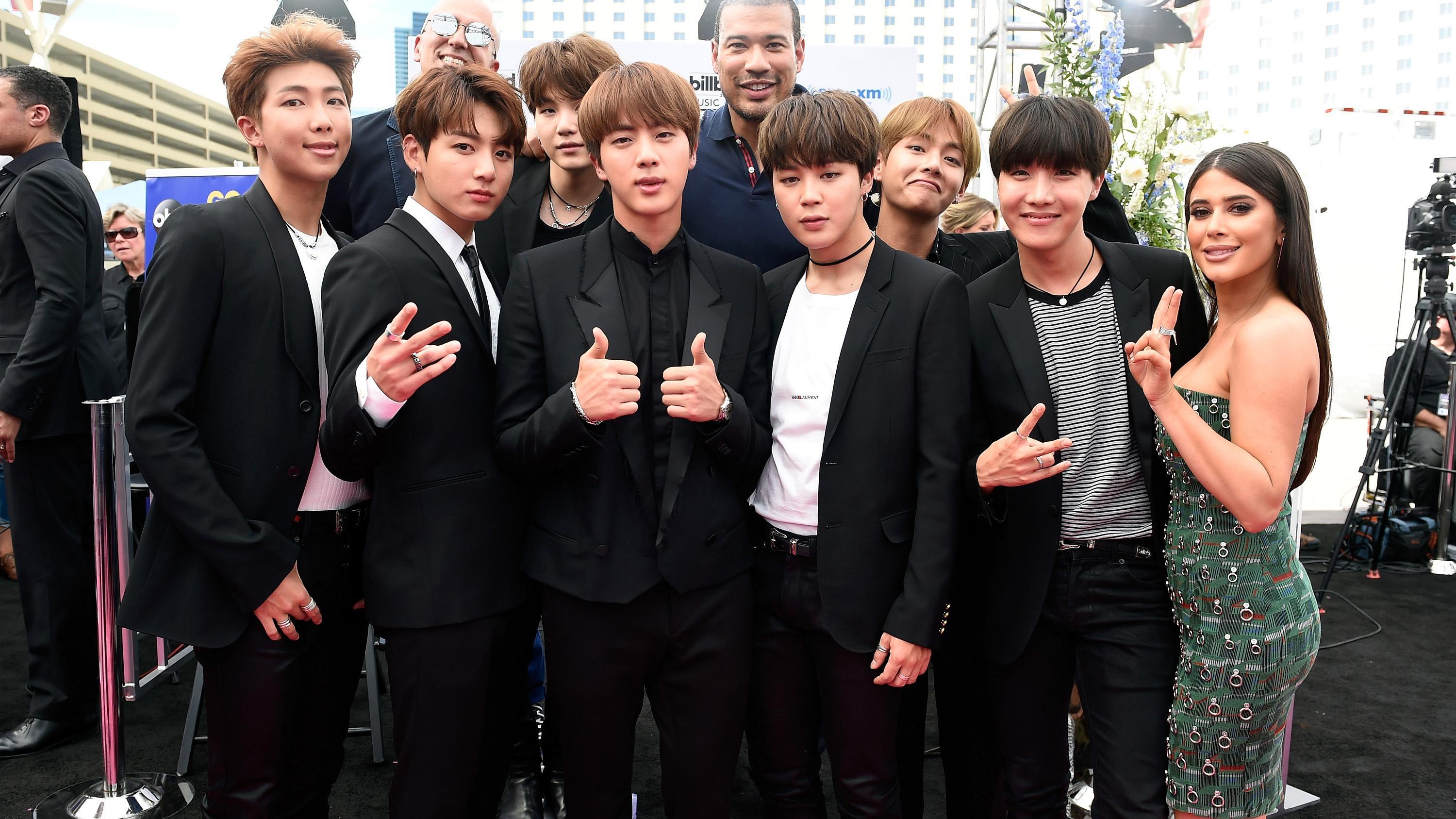 3000x1687 bts laptop wallpaper, social group, event, team, premiere, smile, formal wear, white collar worker, crowd